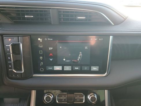 Used 2022 GMC Yukon Denali w/ Denali Premium Package image 38