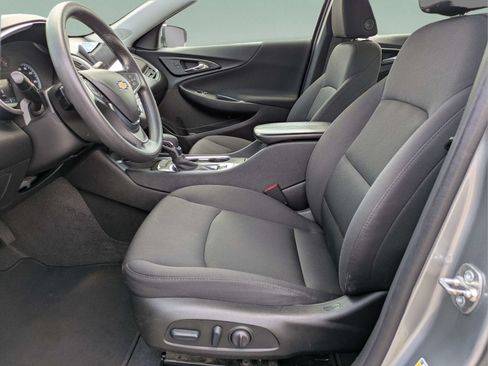 Used 2024 Chevrolet Malibu LT FWD image 16