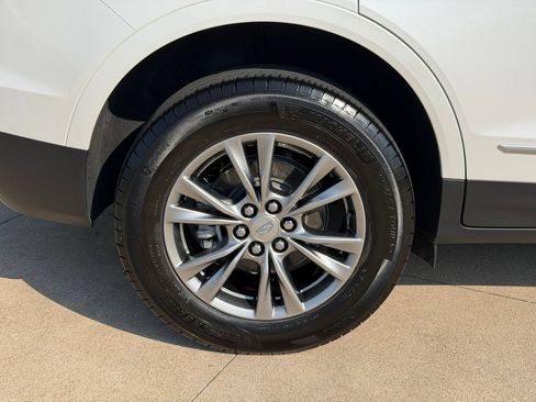 Used 2023 Cadillac XT5 Premium Luxury FWD image 8