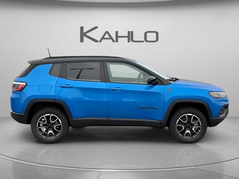 New 2026 Jeep Compass Trailhawk AWD/4WD image 6