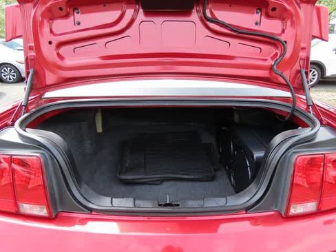 Used 2007 Ford Mustang GT Premium RWD image 9
