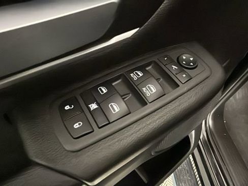 Used 2022 RAM 1500 Big Horn AWD/4WD image 11
