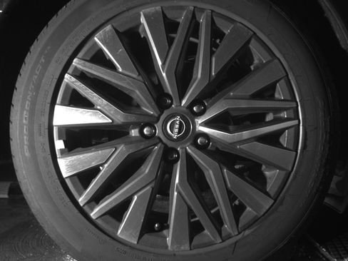 Used 2025 Nissan Altima 2.5 SV image 15