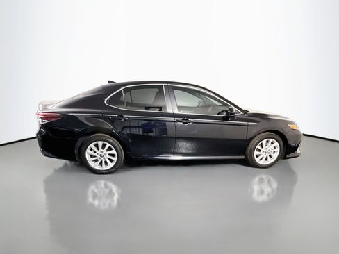 Used 2024 Toyota Camry LE FWD image 11