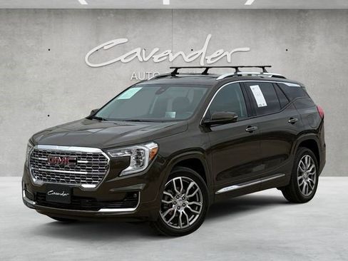 Certified 2024 GMC Terrain Denali w/ Denali Premium Package AWD/4WD image 1