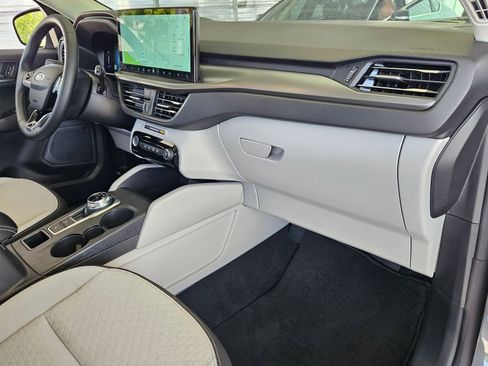 Used 2025 Ford Escape Active w/ Tech Pack #1 FWD image 29