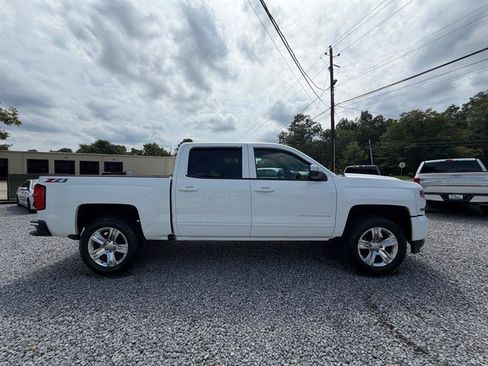 Used 2018 Chevrolet Silverado 1500 LT w/ All Star Edition AWD/4WD image 7