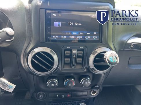 Used 2013 Jeep Wrangler Unlimited Sport image 25