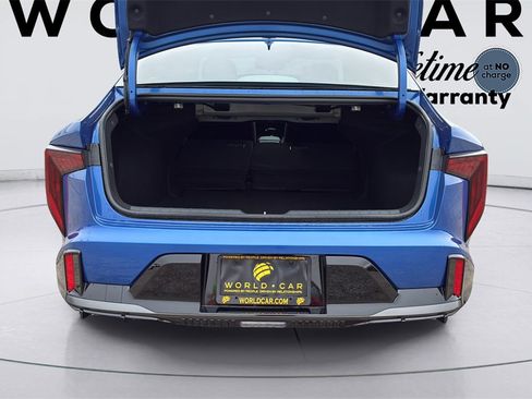 New 2025 Kia K4 GT-Line image 10