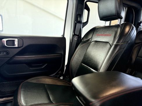 Used 2021 Jeep Gladiator Rubicon image 39