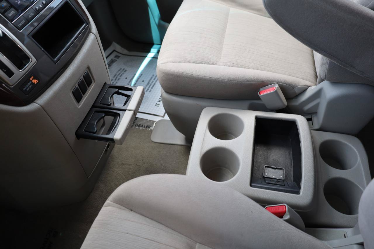 Used 2015 Nissan Quest SV w/ Protection Package FWD image 10