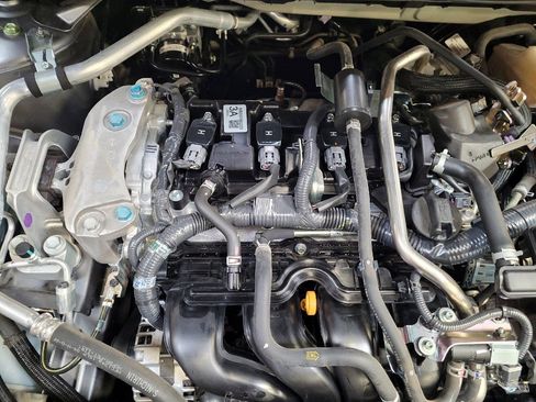 Used 2024 Nissan Sentra S FWD image 30