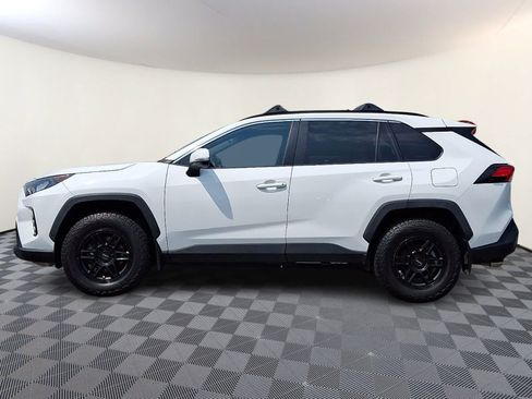 Certified 2019 Toyota RAV4 LE AWD/4WD image 9