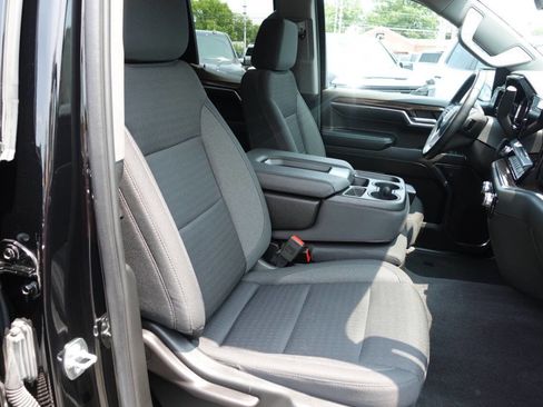 Used 2023 GMC Sierra 1500 Elevation image 35