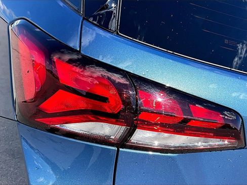 Used 2024 Chevrolet Equinox LS w/ LS Convenience Package image 28