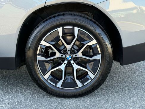 Used 2025 BMW X3 xDrive30i w/ Premium Package image 18