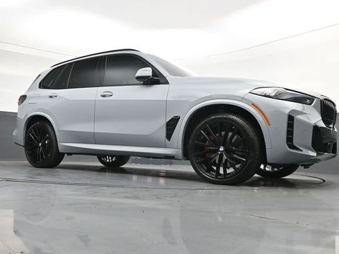 Used 2026 BMW X5 xDrive40i w/ M Sport Package AWD/4WD image 29