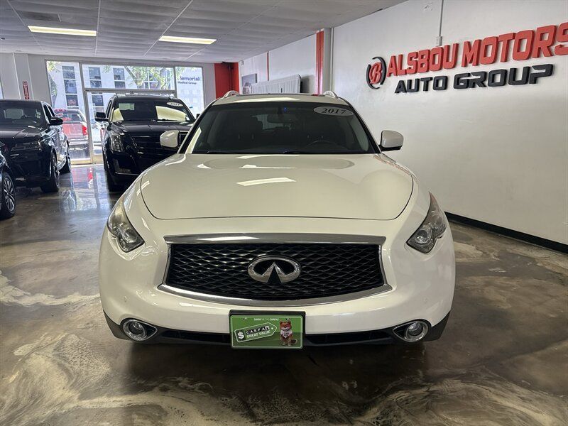 Used 2017 INFINITI QX70 AWD w/ Premium Package image 2