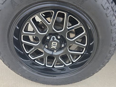 Used 2021 Jeep Wrangler Unlimited Sahara image 10