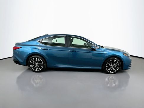 Certified 2026 Toyota Camry XLE AWD/4WD image 4