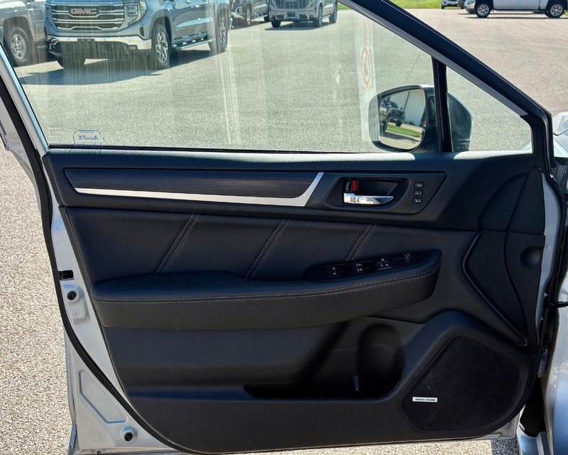 Used 2018 Subaru Legacy 2.5i Limited AWD/4WD image 15
