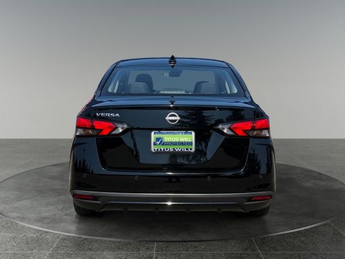 Used 2025 Nissan Versa SV FWD image 8