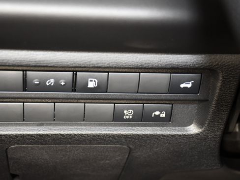 Used 2025 Mitsubishi Outlander SE AWD/4WD image 34