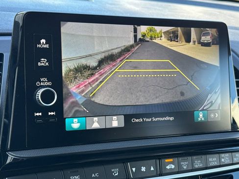 Used 2025 Honda Odyssey EX-L image 28