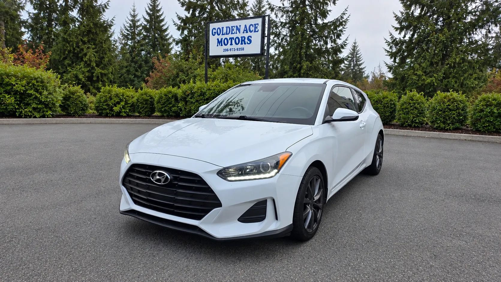 Used 2019 Hyundai Veloster 2.0 FWD image 1