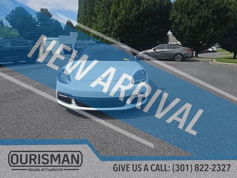 Used 2018 Porsche Panamera 4 AWD/4WD image 3