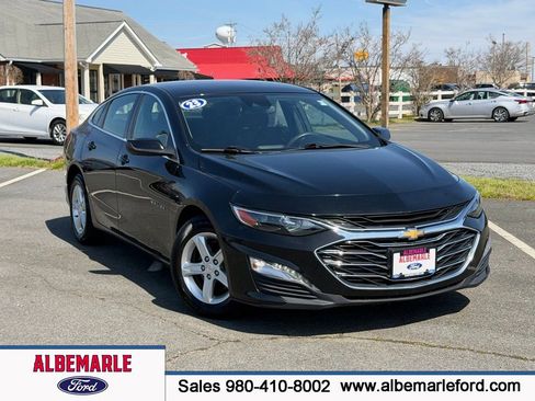 Used 2023 Chevrolet Malibu LT image 1