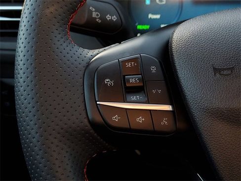 Certified 2023 Ford Escape ST-Line Elite w/ Premium Technology Package image 22