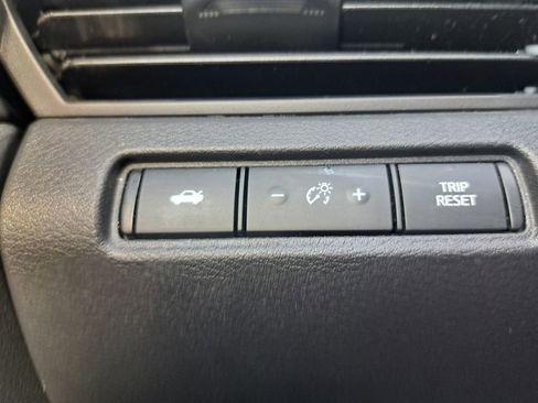 Used 2023 Nissan Altima 2.5 SR w/ SR Premium Package image 15