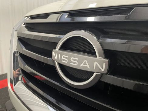 Used 2022 Nissan Pathfinder SV w/ SV Premium Package AWD/4WD image 7