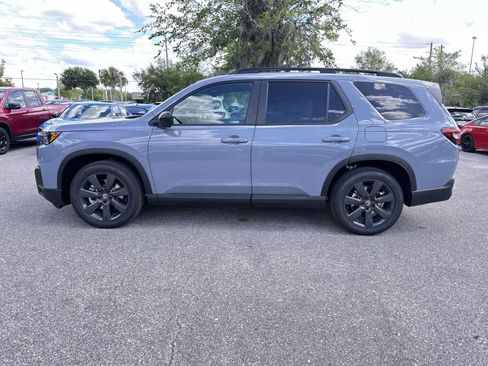 New 2026 Honda Pilot Sport image 3