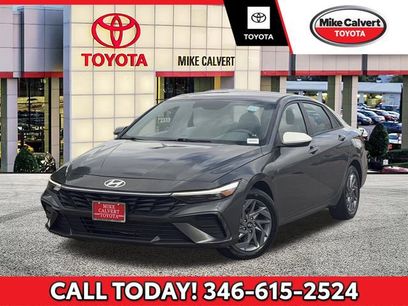 Used 2024 Hyundai Elantra SEL