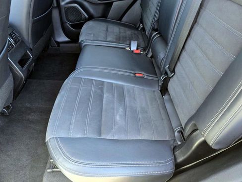 Used 2023 Mitsubishi Outlander SE image 26