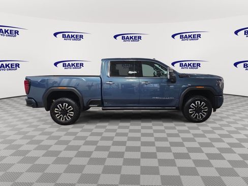 New 2026 GMC Sierra 2500 Denali Ultimate AWD/4WD image 4