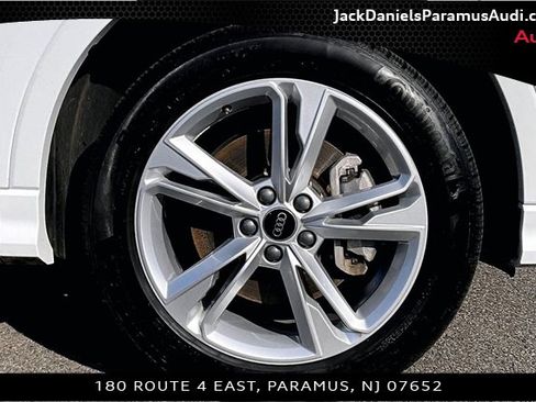 Used 2024 Audi Q3 2.0T Premium Plus image 8