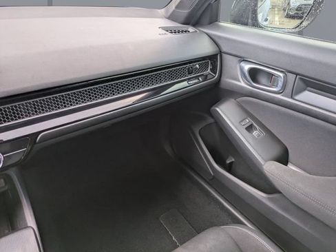Used 2022 Honda Civic Sport image 16