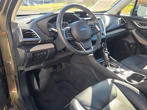 Certified 2023 Subaru Forester Limited image 22