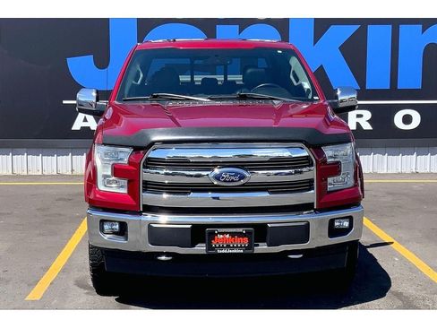 Used 2017 Ford F150 Lariat w/ Equipment Group 502A Luxury AWD/4WD image 3