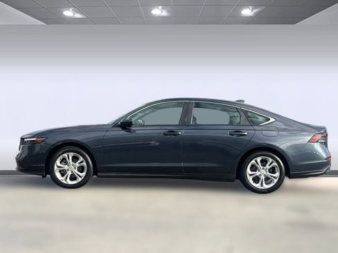 Used 2023 Honda Accord LX image 2