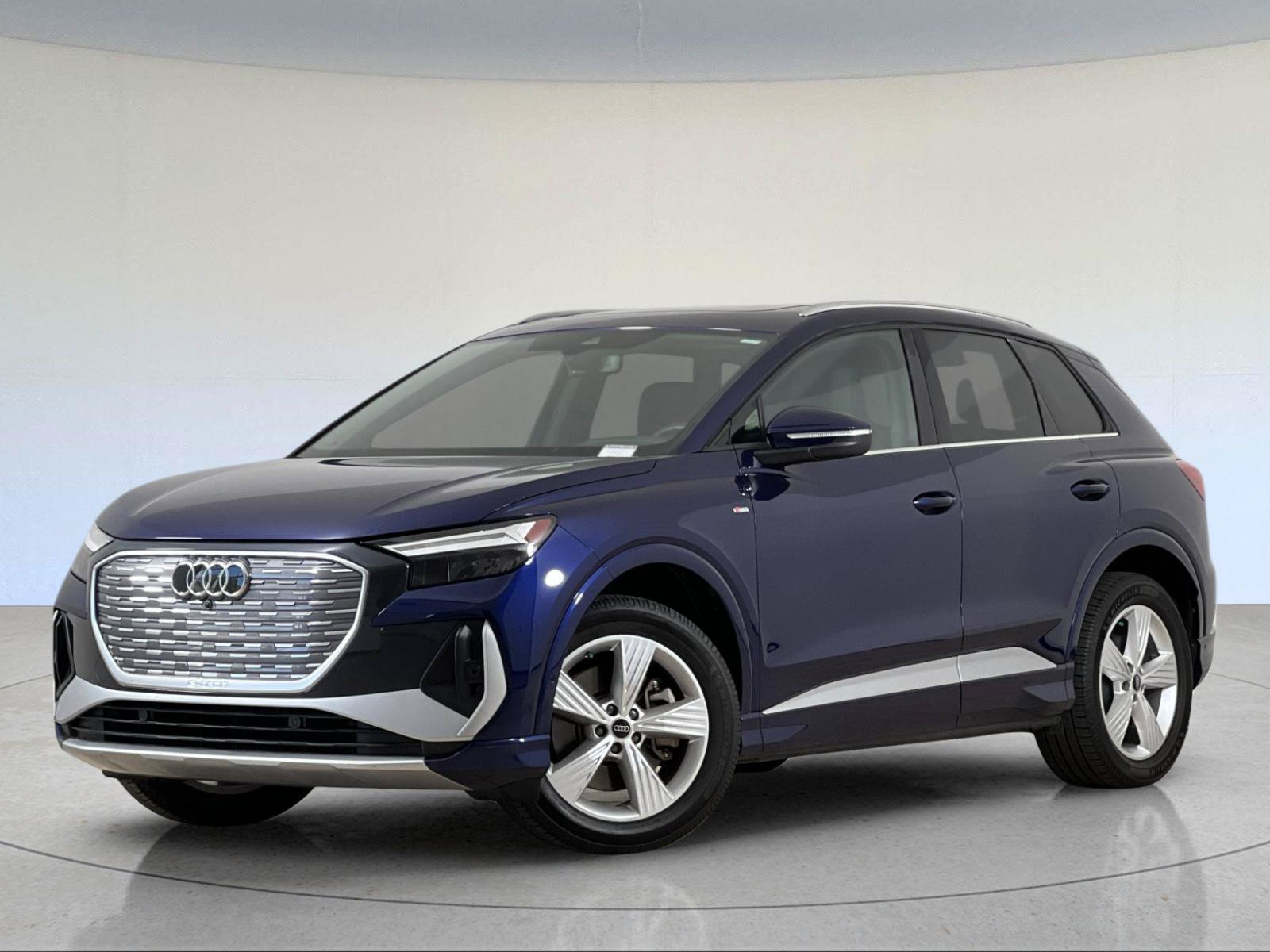 Used 2023 Audi Q4 e-tron Premium Plus w/ Premium Plus AWD/4WD image 1