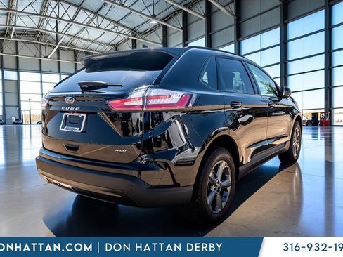 Used 2024 Ford Edge SEL w/ Sport Appearance Package AWD/4WD image 30