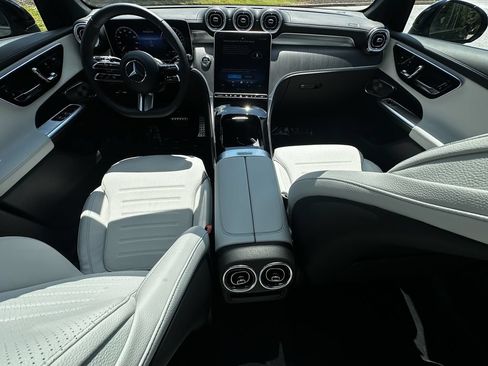 Certified 2025 Mercedes-Benz GLC 350e 4MATIC image 27