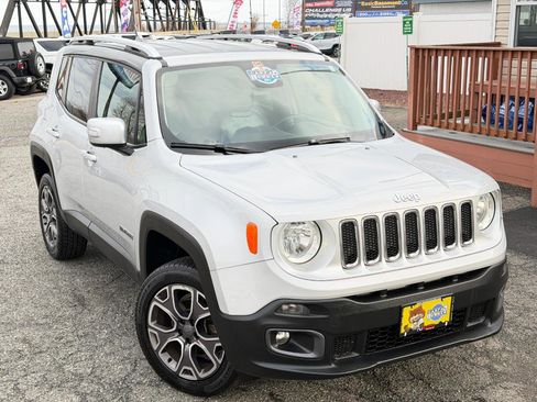 Used 2015 Jeep Renegade Limited AWD/4WD image 2