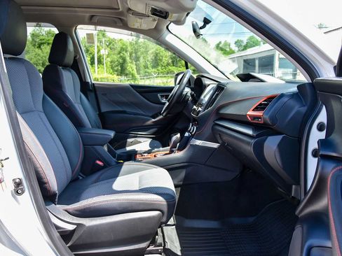 Used 2019 Subaru Forester Sport AWD/4WD image 9