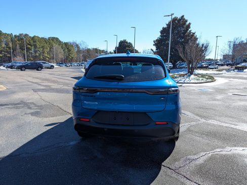 Used 2023 Dodge Hornet GT w/ GT Blacktop Package image 6