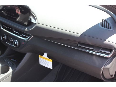 New 2026 Buick Envista Sport Touring FWD image 22